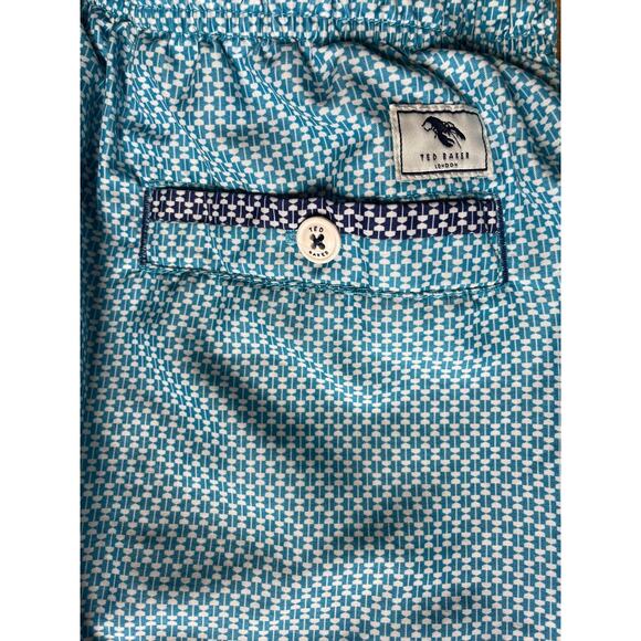 Ted Baker Men's Swim Trunks in Turquoise & White Geometric Print Size 3/ 32 - Picture 5 of 6